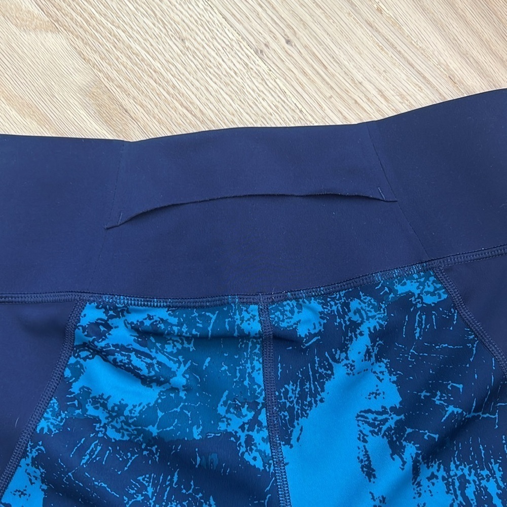 Under Armour Women’s Run Printed 7/8 Leggings | S - Picture 6 of 7